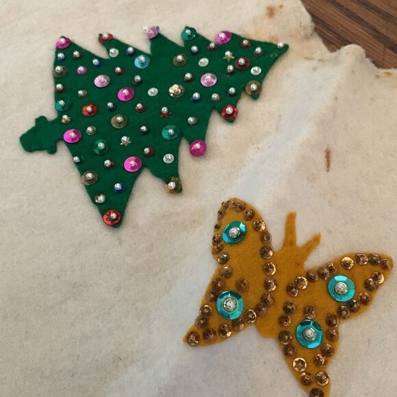 Vtg 60s felt beaded & spangled Christmas tree skirt - Picture 12 of 13